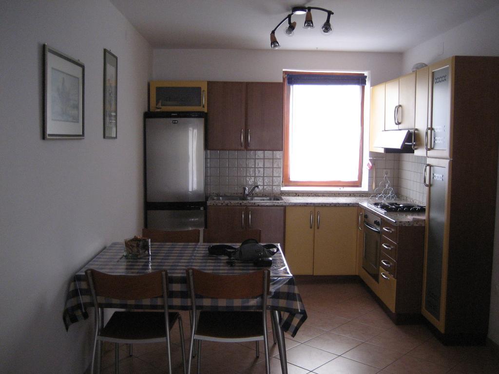 Apartment Lea Cres Buitenkant foto